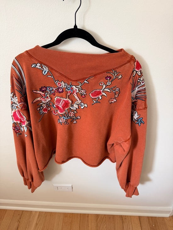 Free People Tops - Free People Burnt Orange Cropped Knit Embroidered Sweatshirt L
